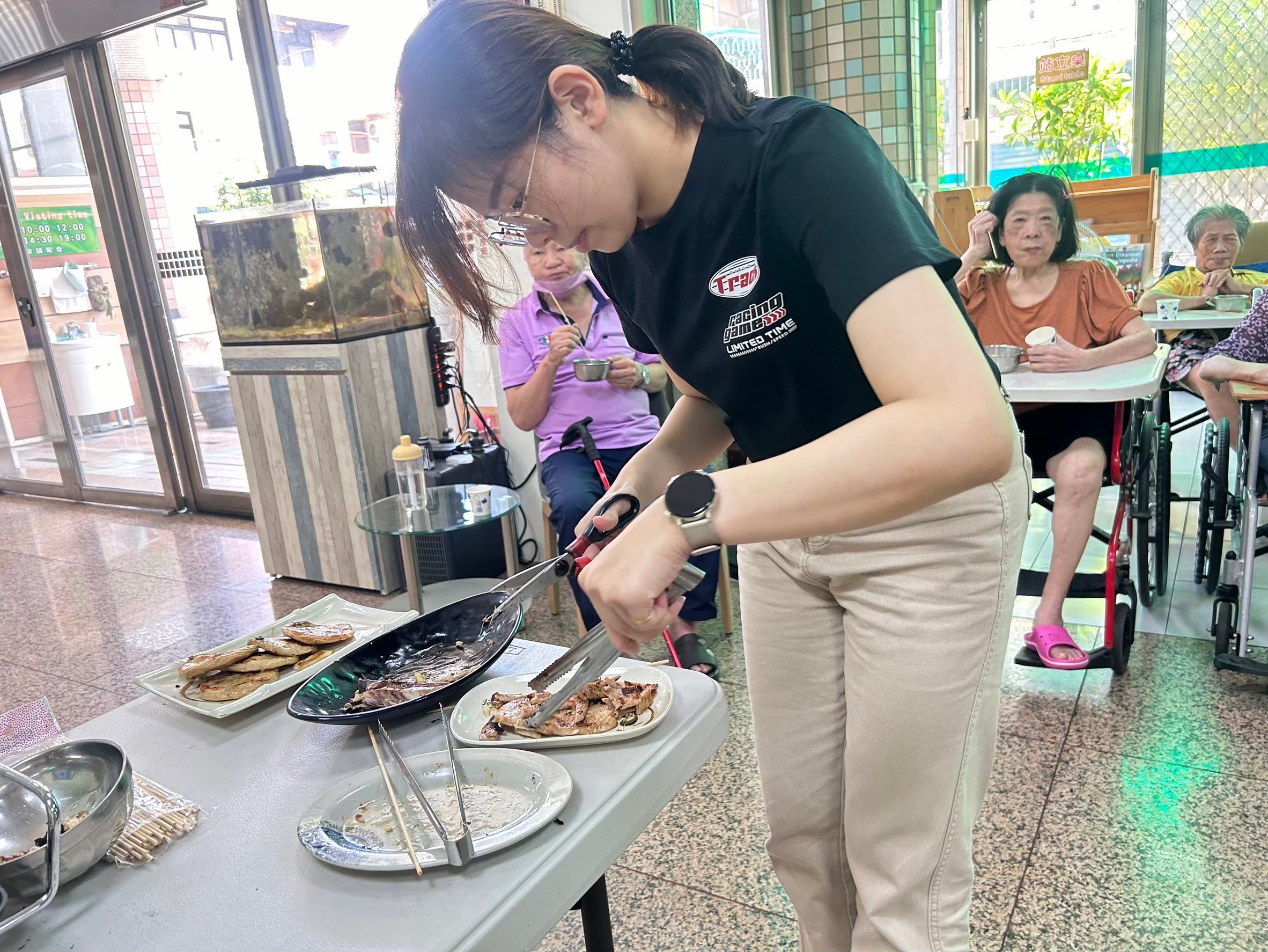 LINE_ALBUM_20240916 中秋節烤肉_250724_9.jpg